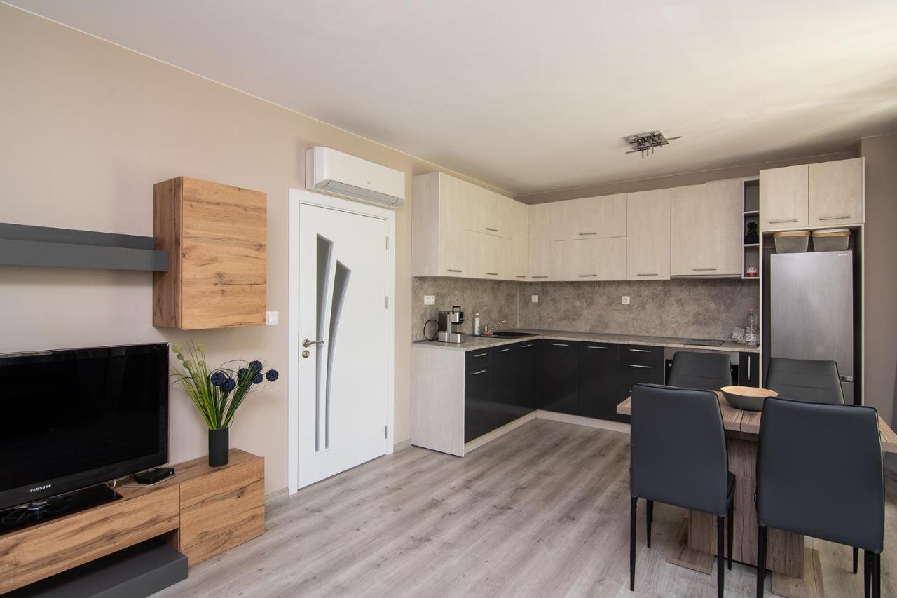 Cozy Flats Nearby Center Free Park Area Διαμέρισμα Βάρνα Εξωτερικό φωτογραφία